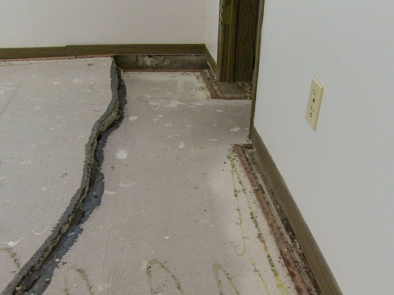 cracked concrete slab