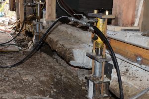 Foundation lift tool