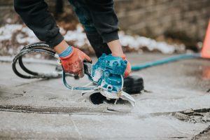 Concrete slicing tool in action